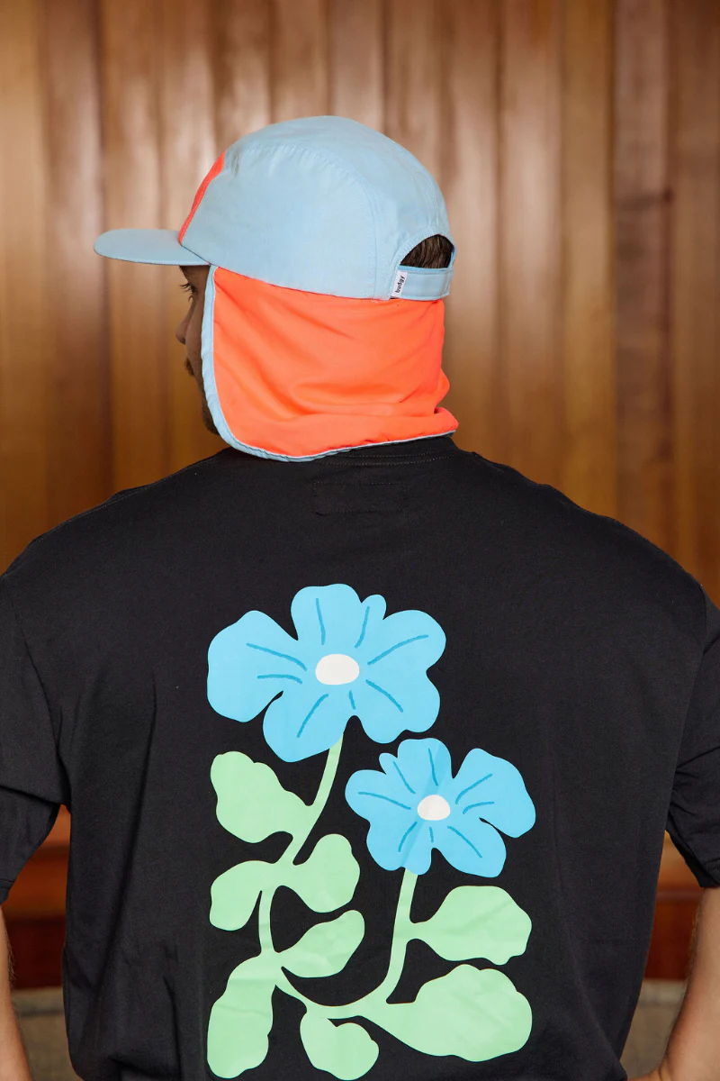 Flap hat in Orange and Blue - Image 3