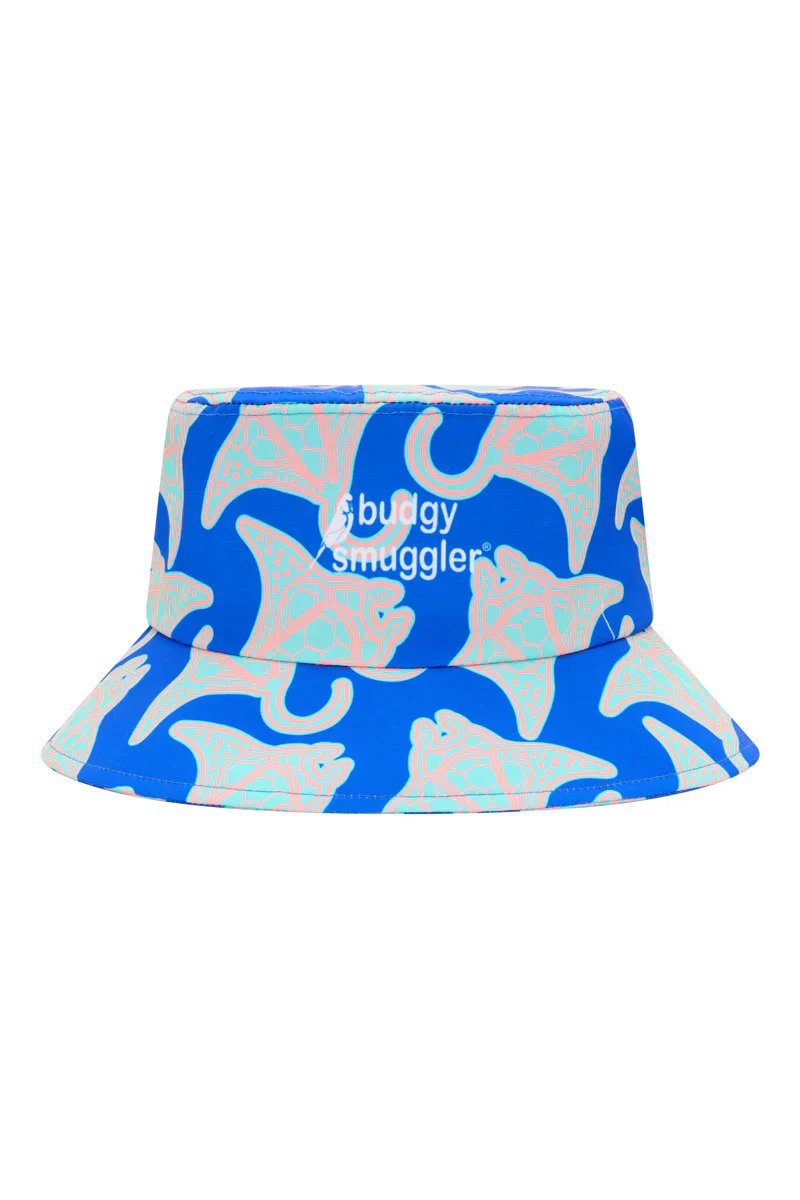 Mens Swim, Towel and Bucket Hat Bundle in Magic Manta Rays - Image 3