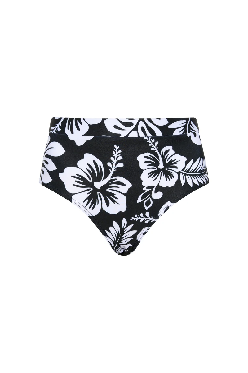 Whitehaven Bottoms in Black Hawaii 5 Ohs - Image 3
